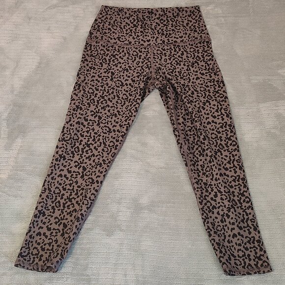 Evolution and Creation The Mia Leggings Animal Print Comfy Athletic Wear Sports - Picture 1 of 12